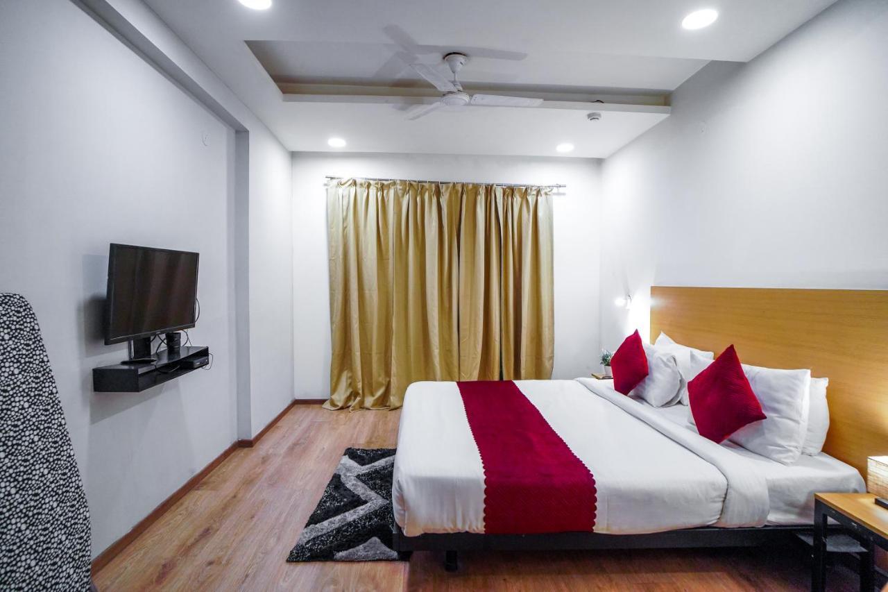 Saltstayz Express - Medicity Near Medanta Hospital Gurgaon Exterior foto